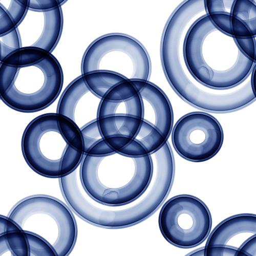 Rasterbild blaue aquarellkreise auf weißem
